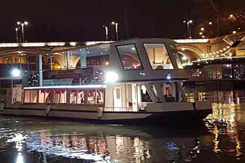 Cena aziendale con Crociera sul Tevere