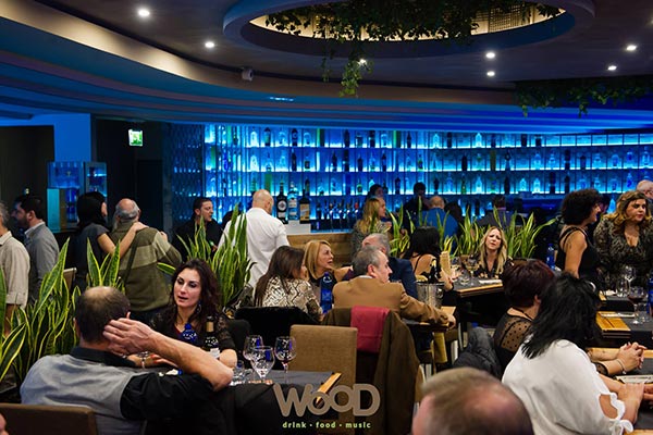 Organizza la tua festa aziendale al Wood