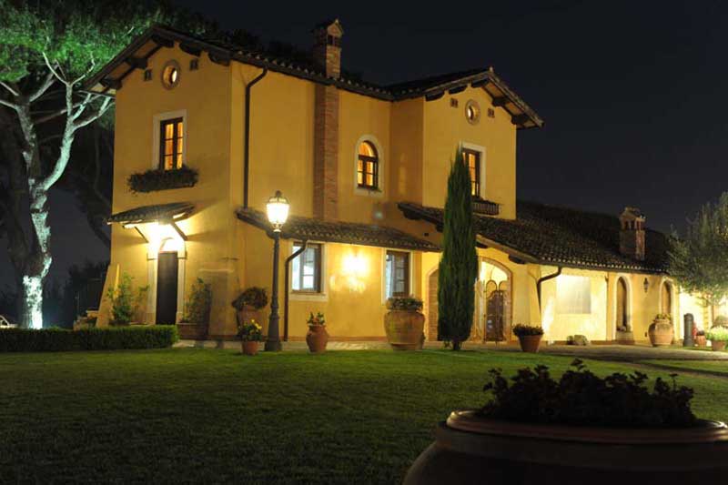 Organizza la tua festa aziendale a Villa Cassia Antica